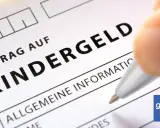 Antrag auf Kindergeld. Auch nach einem abgebrochenen Studium kann Anspruch bestehen.
